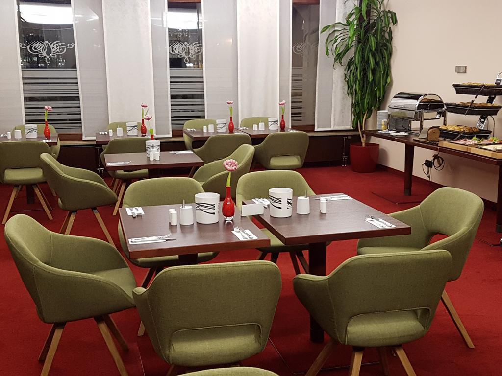 Hotel Drei Morgen Leinfelden-Echterdingen Buitenkant foto